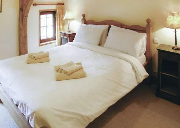 Vakantiehuis 10 Le Bastit *