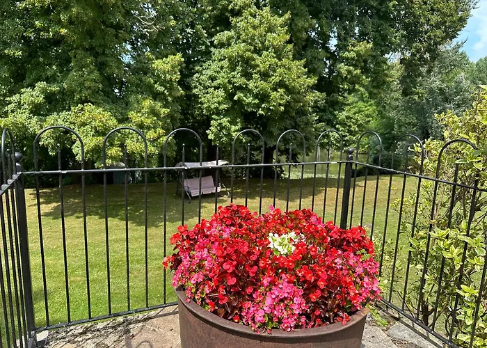 Vakantiehuis 10 Le Bastit Saint-Medard-de-Mussidan